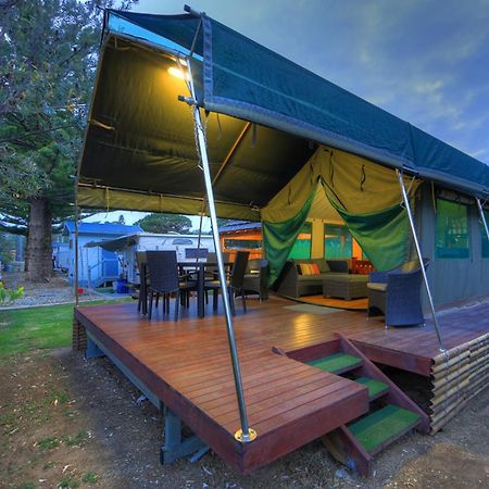 Nrma Tathra Beachfront Holiday Park Hotel Room photo